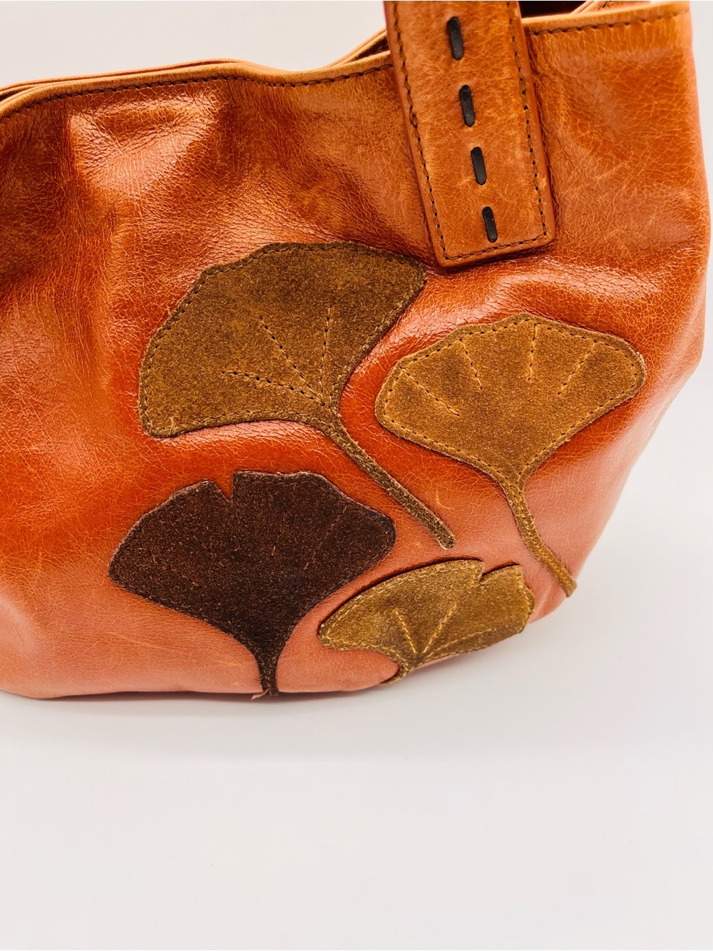 Reto Nordstrom Cognac Leather Shoulder Bag Suede Leaf Appliqués Hobo Bucket - Picture 4 of 11